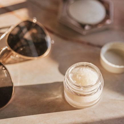 Kosmetyki naturalne - przewodnik po najlepszych produktach 2024