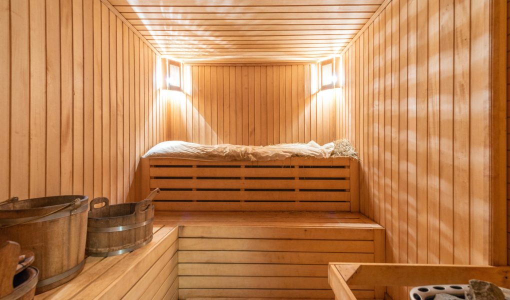 Sauna infrared – jak się ubrać i czego unikać, by w pełni skorzystać z seansu?