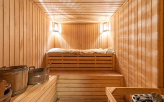 Sauna infrared – jak się ubrać i czego unikać, by w pełni skorzystać z seansu?