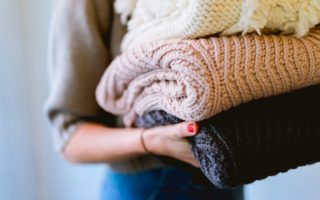 Zimowa elegancja na wyjątkowe okazje – jak stworzyć idealny look?