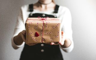 Świąteczna stylizacja, która zachwyci całą rodzinę – odkryj nasze propozycje!