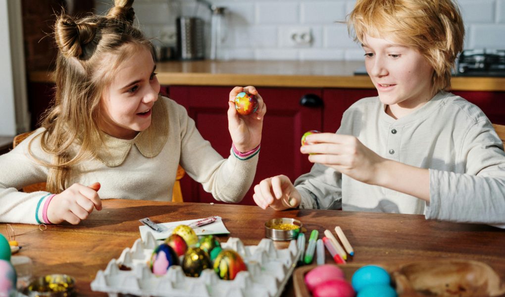 W co się ubrać na śniadanie wielkanocne Stylizacje pełne lekkości i świątecznego klimatu