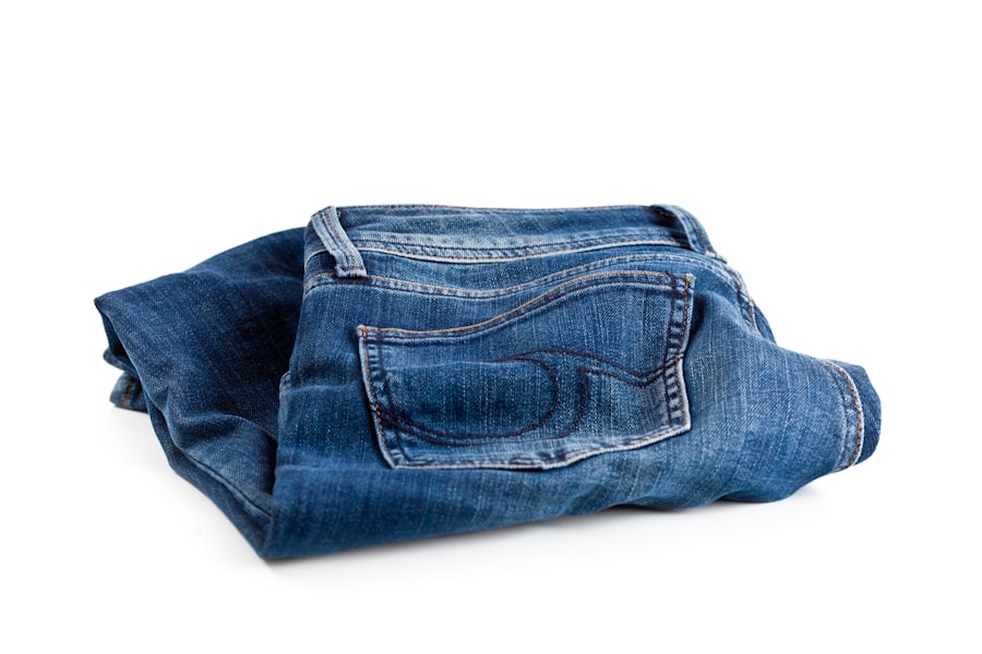 Photo mens blue pants outfit