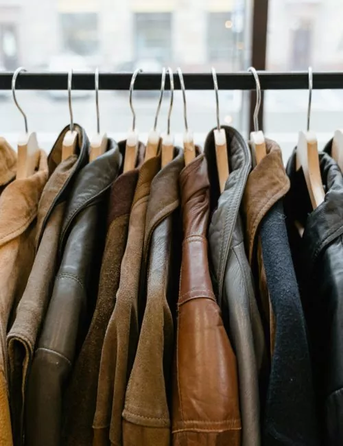 Co pasuje do karmelu? Odkryj 4 kolory idealne do łączenia